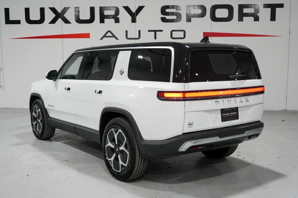 2024 Rivian R1S Tigard OR