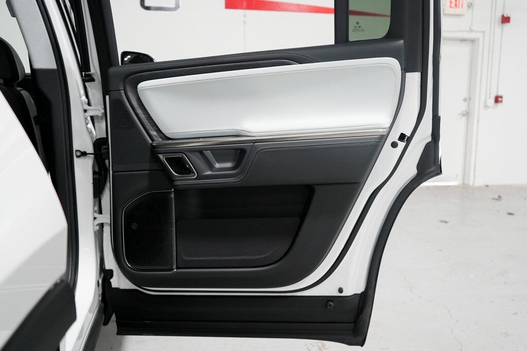 2024 Rivian R1S Tigard OR