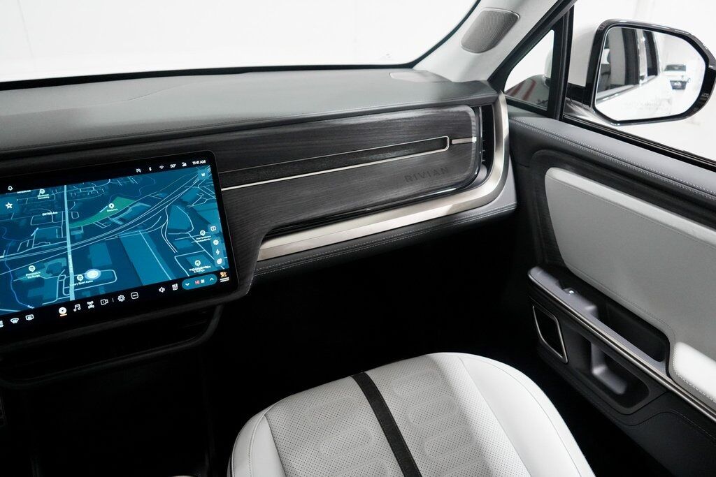 2024 Rivian R1S Tigard OR