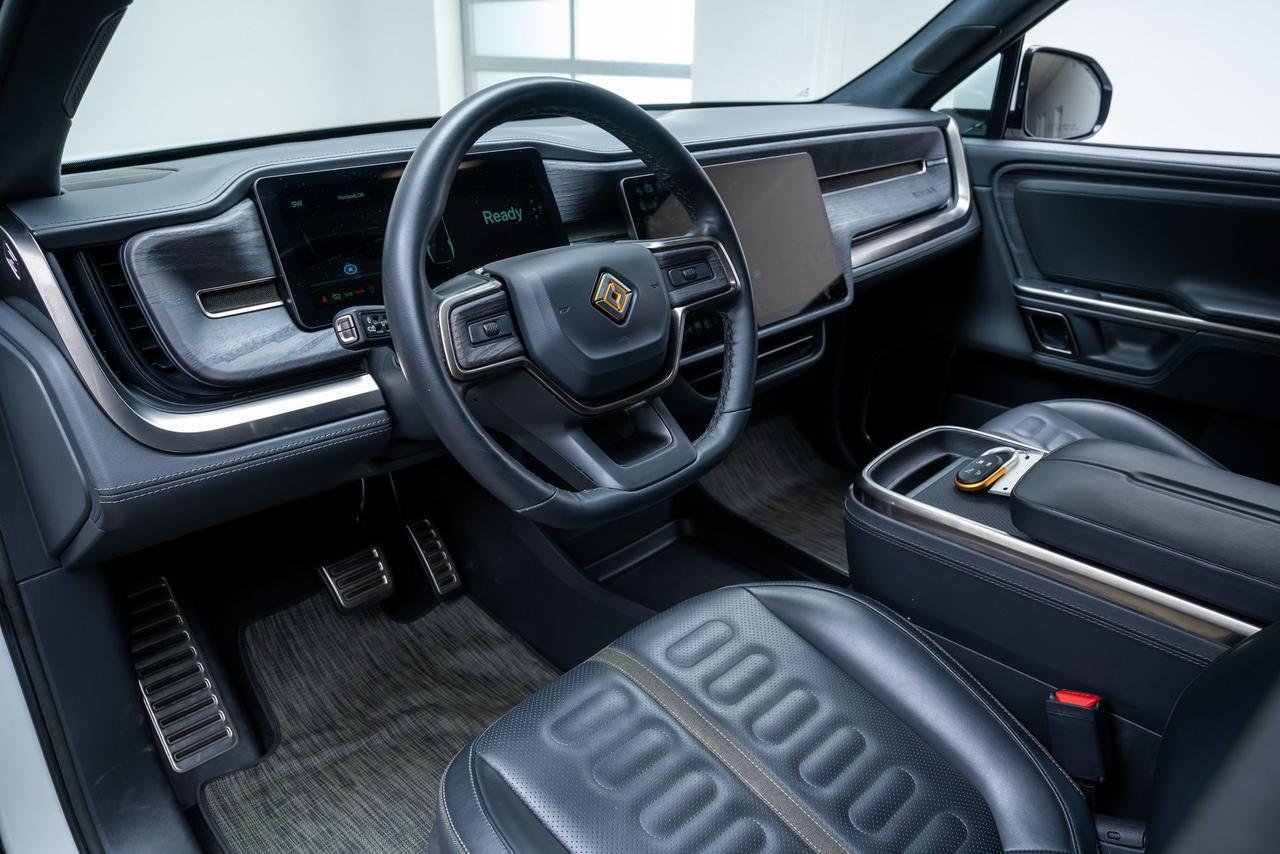 2024 Rivian R1S Adventure 1 Owner Vented Seats Portland OR
