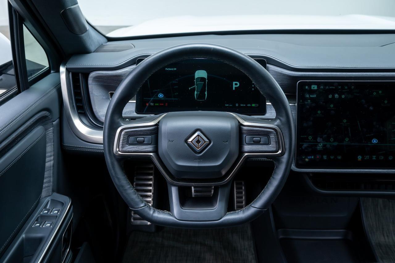 2024 Rivian R1S Adventure 1 Owner Vented Seats Portland OR