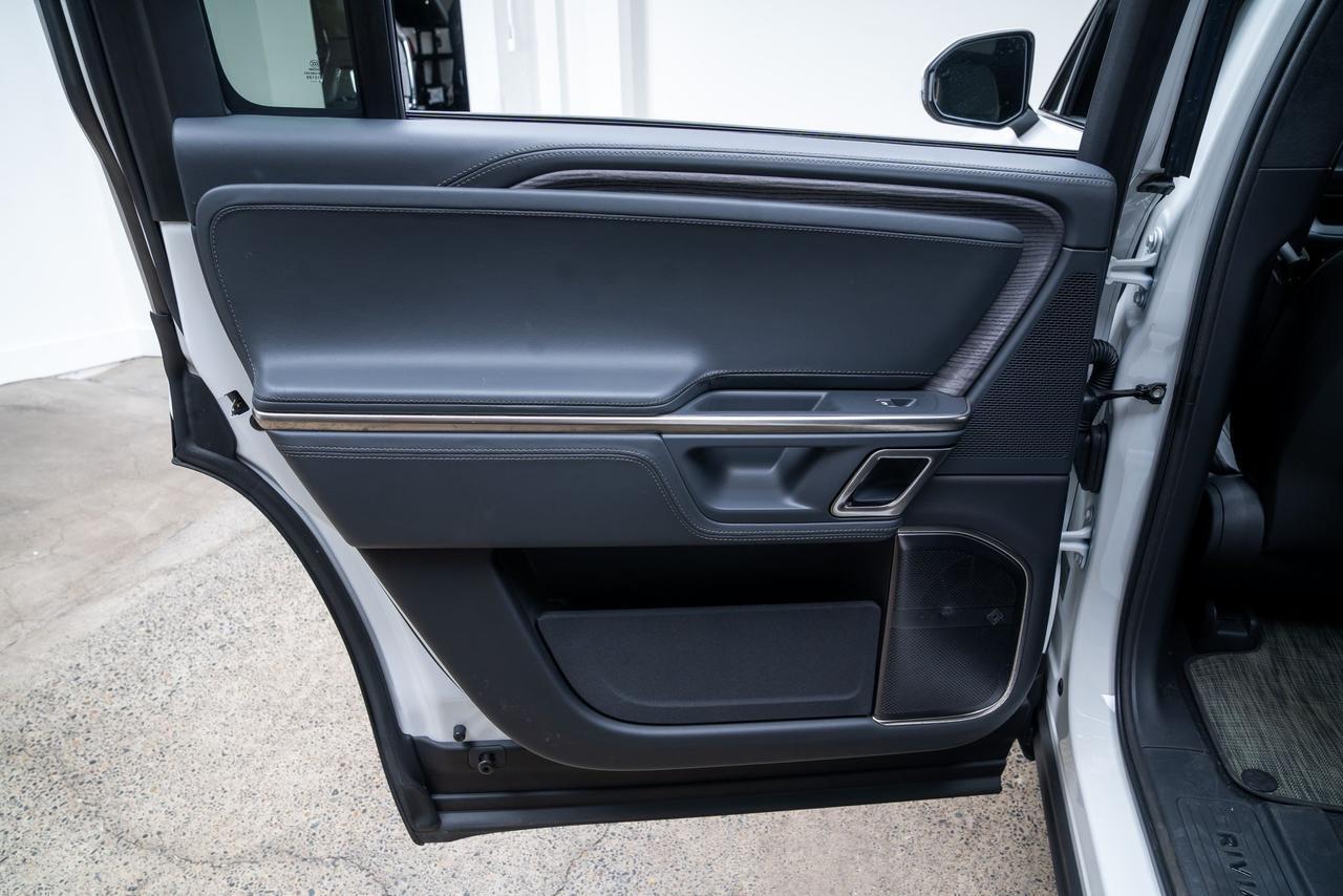 2024 Rivian R1S Adventure 1 Owner Vented Seats Portland OR