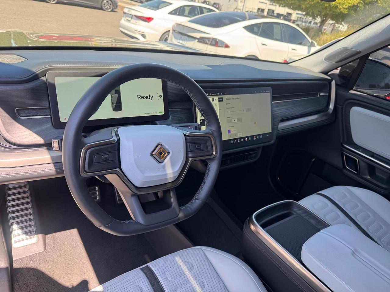 2024 Rivian R1S Adventure AWD Quad Motor Large Pack 3rd Row 1-Owner Portland OR