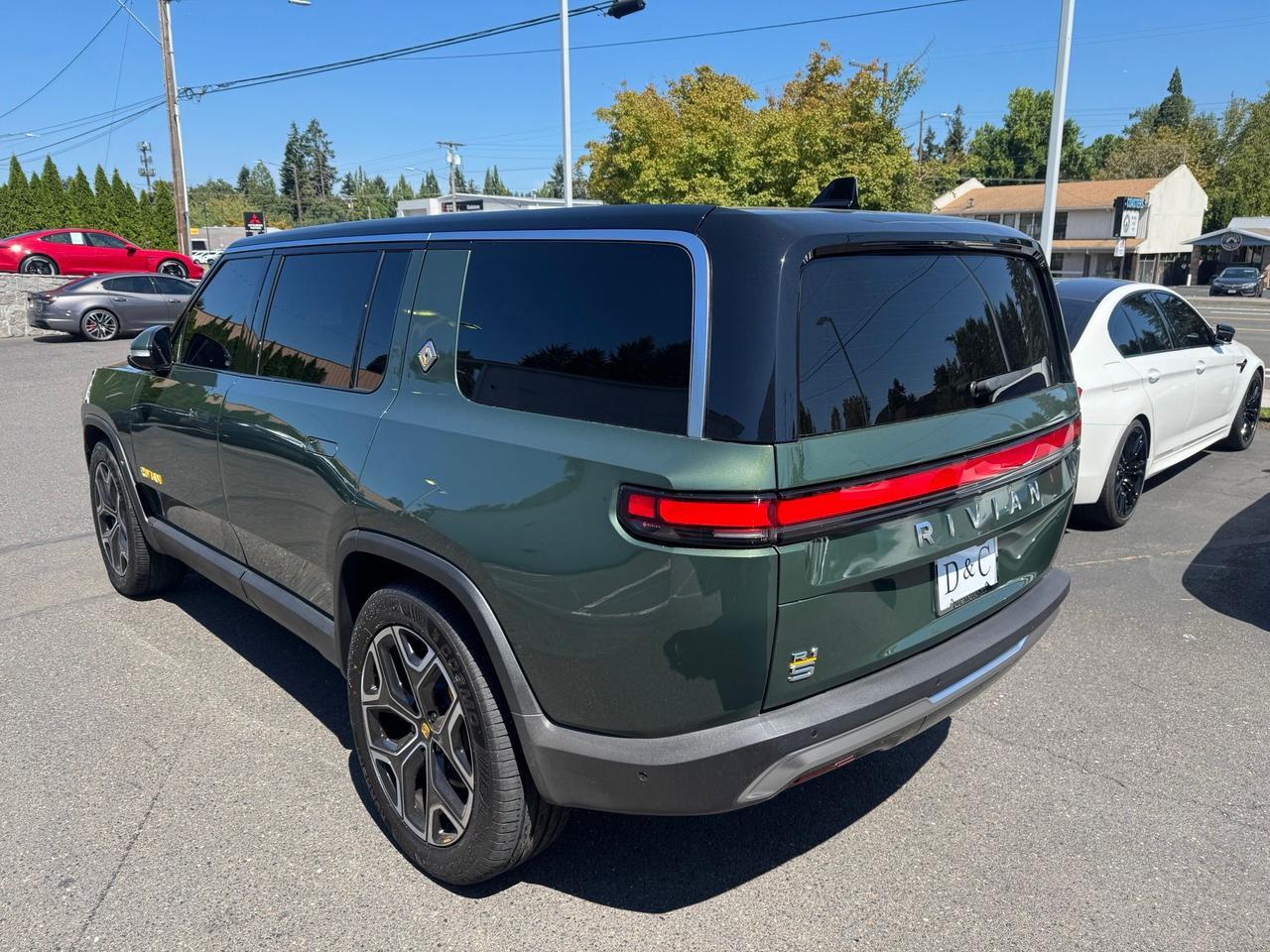 2024 Rivian R1S Adventure AWD Quad Motor Large Pack 3rd Row 1-Owner Portland OR