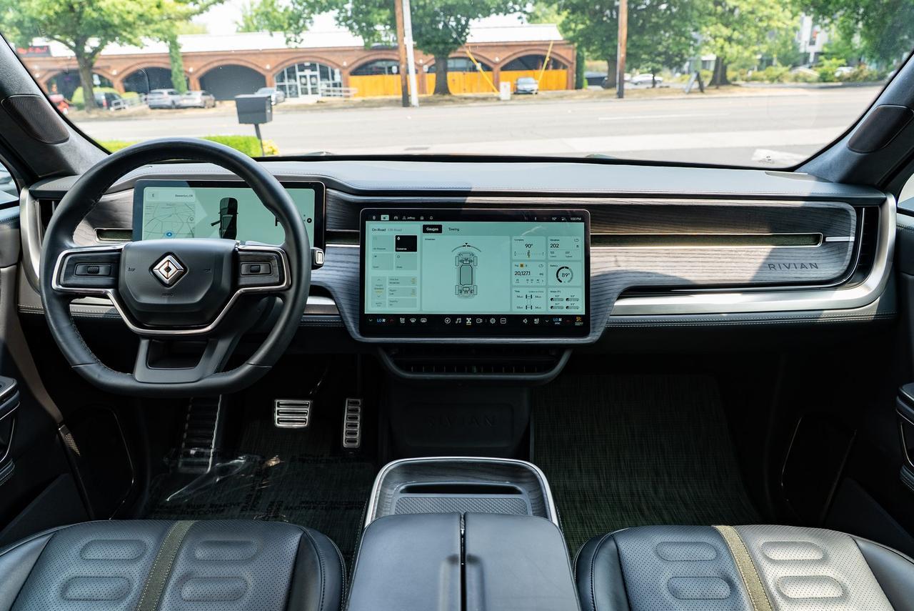 2024 Rivian R1S Adventure AWD Quad Motor Large Pack Satin PPF1-Owner Portland OR