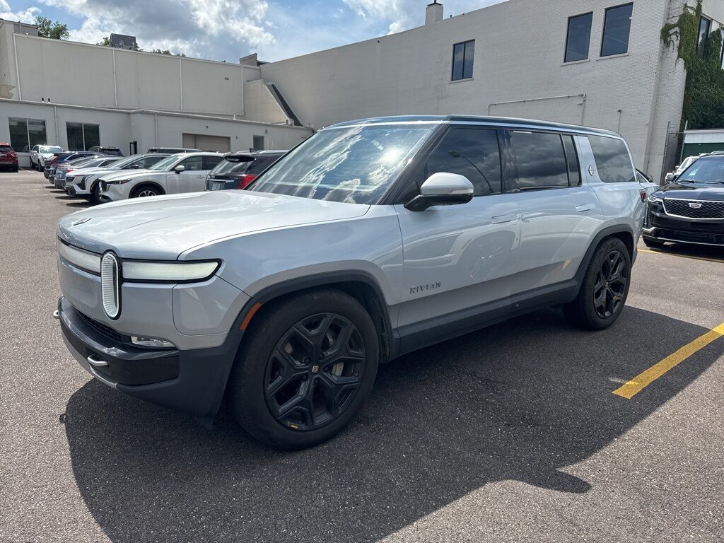 2024 Rivian R1S Adventure AKRON OH
