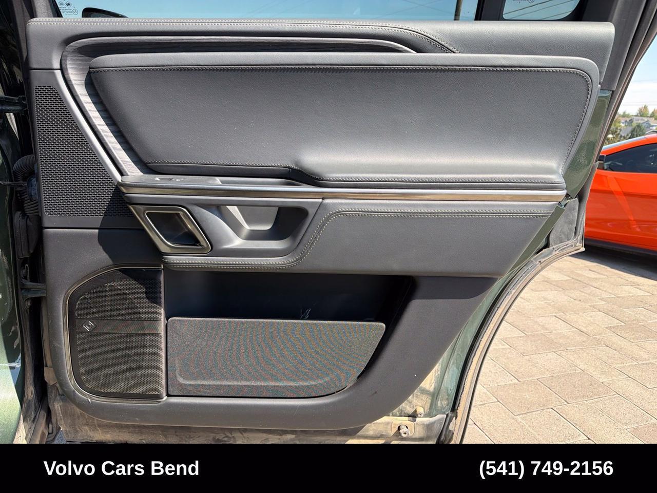 2024 Rivian R1S Adventure Dual Motor Large Pack Bend OR