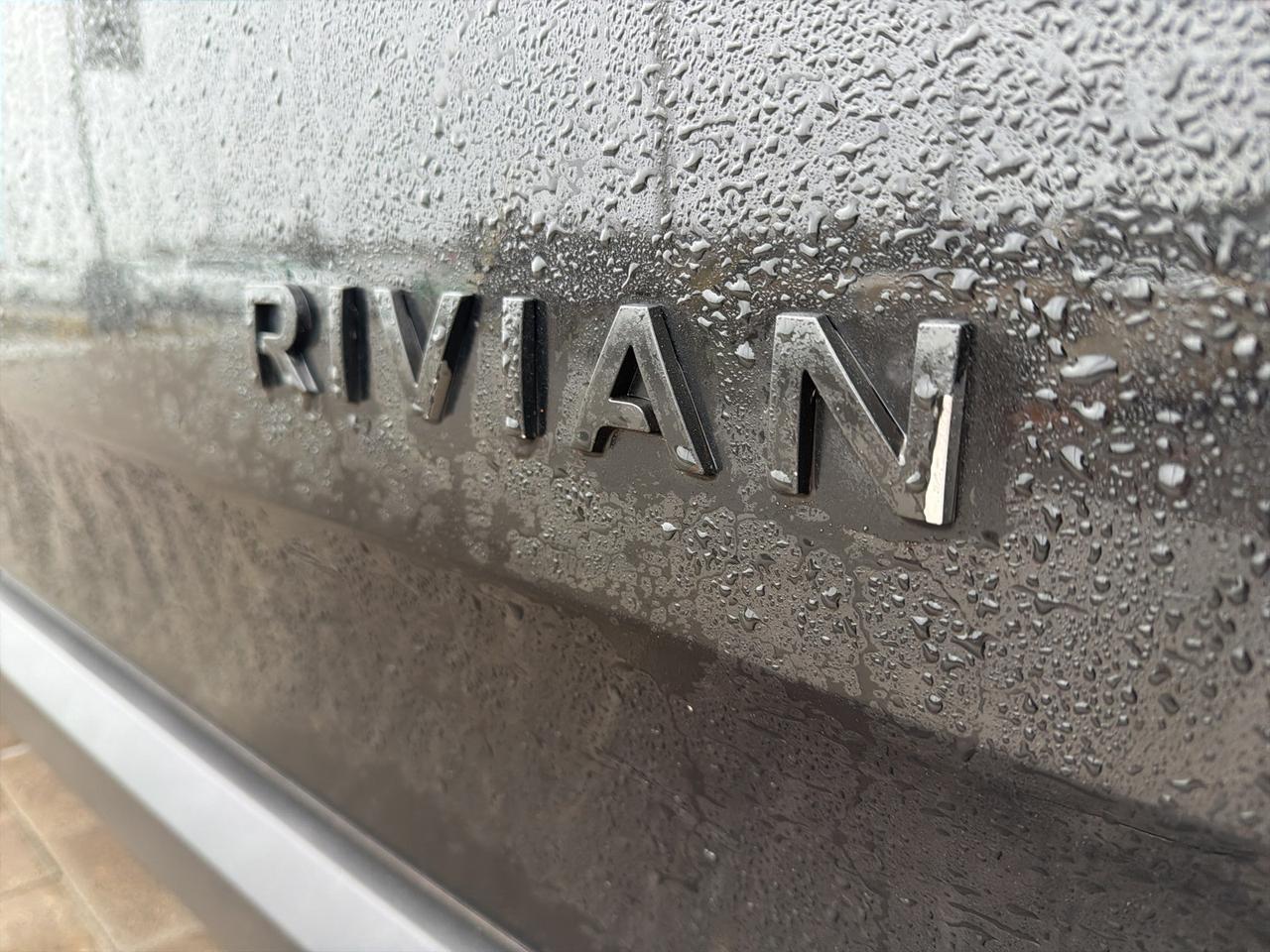 2024 Rivian R1S Adventure Dual Motor Max Pack Bend OR