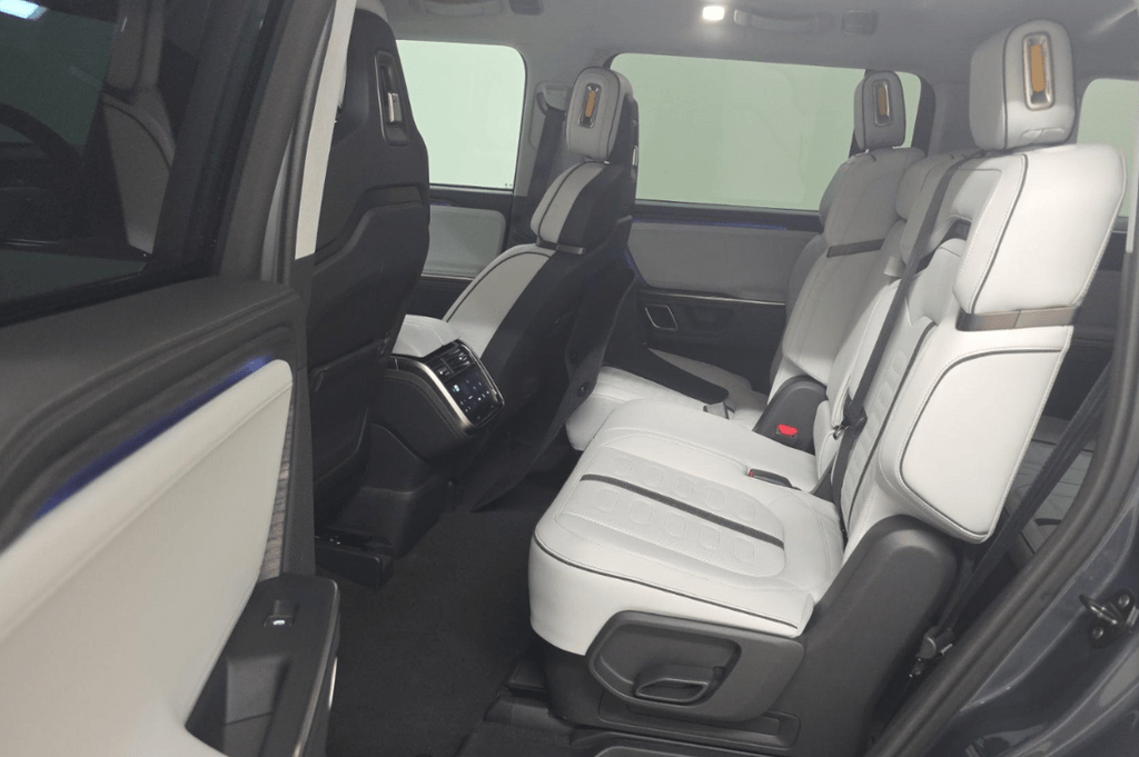 2024 Rivian R1S Adventure Dual Motor Perf Max Pack Portland OR