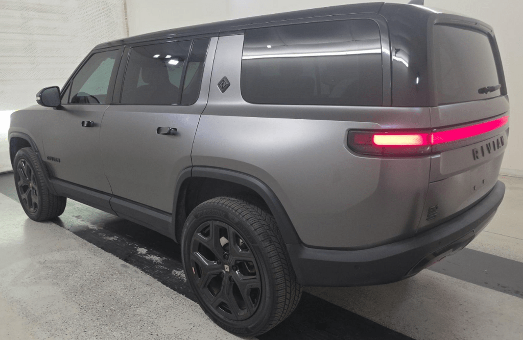 2024 Rivian R1S Adventure Dual Motor Perf Max Pack Portland OR