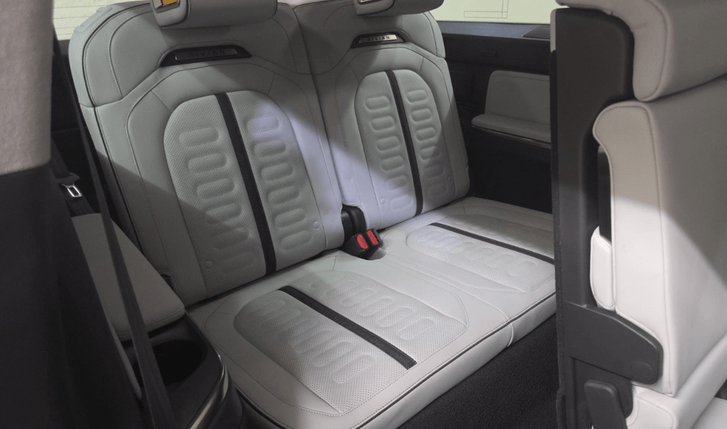 2024 Rivian R1S Adventure Dual Motor Perf Max Pack Portland OR