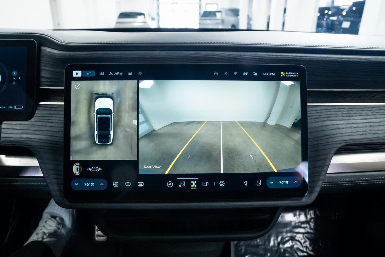 2024 Rivian R1S Adventure Heated Seats Quad Motor Large Pack Portland OR