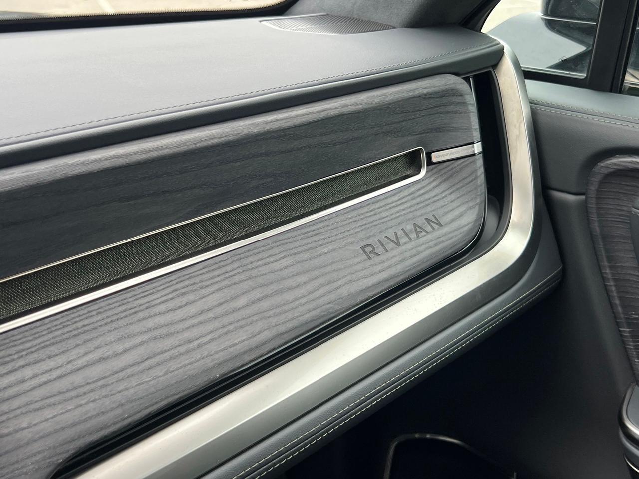 2024 Rivian R1S Adventure Indianapolis IN