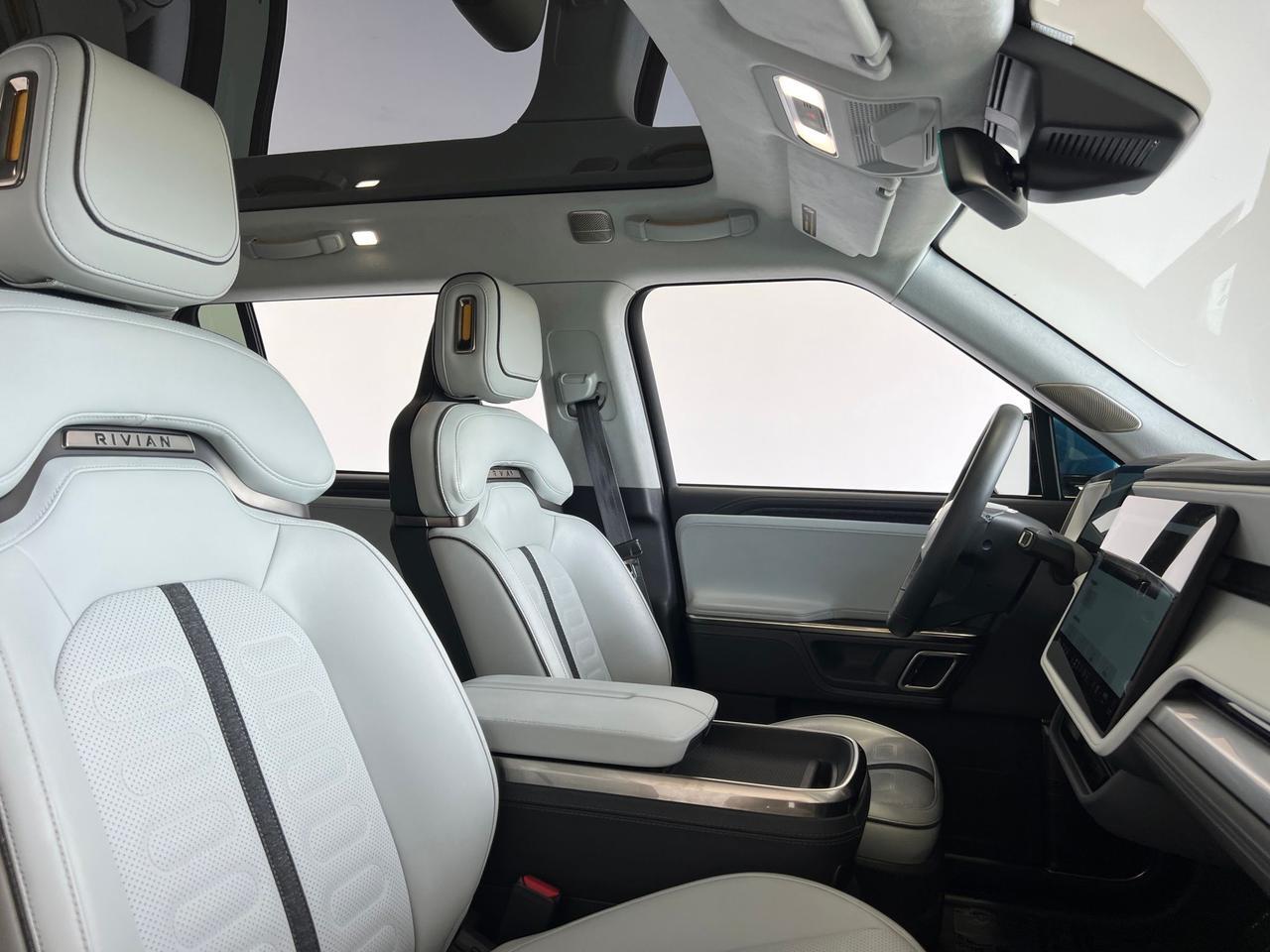 2024 Rivian R1S Adventure Indianapolis IN