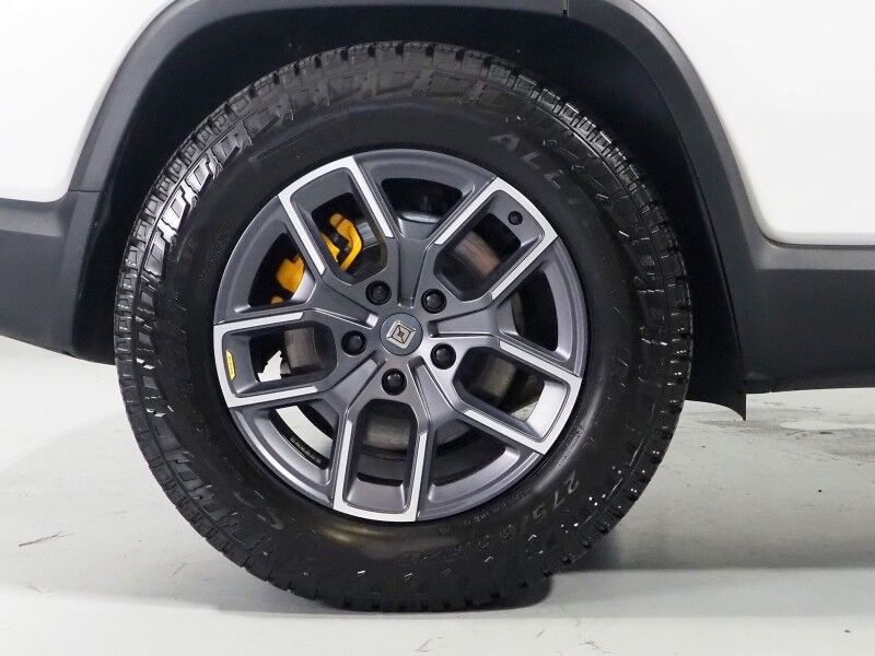 2024 Rivian R1S Adventure Package AWD *QUAD-MOTOR, LARGE BATTERY PACK, NAVIGATION, ADAPTIVE CRUISE, SAFETY ALERTS, 360 CAMERAS, PANO GLASS ROOF, LEATHER, CLIMATE SEATS, HEATED STEERING, 20 INCH WHEELS, MERIDIAN AUDIO, WIRELESS CHARGING Round Rock TX