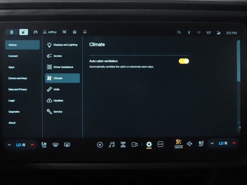 2024 Rivian R1S Adventure Package AWD *QUAD-MOTOR, LARGE BATTERY PACK, NAVIGATION, ADAPTIVE CRUISE, SAFETY ALERTS, 360 CAMERAS, PANO GLASS ROOF, LEATHER, CLIMATE SEATS, HEATED STEERING, 20 INCH WHEELS, MERIDIAN AUDIO, WIRELESS CHARGING Round Rock TX