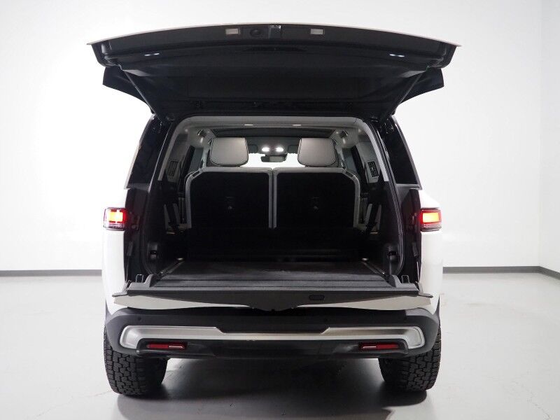 2024 Rivian R1S Adventure Package AWD *QUAD-MOTOR, LARGE BATTERY PACK, NAVIGATION, ADAPTIVE CRUISE, SAFETY ALERTS, 360 CAMERAS, PANO GLASS ROOF, LEATHER, CLIMATE SEATS, HEATED STEERING, 20 INCH WHEELS, MERIDIAN AUDIO, WIRELESS CHARGING Round Rock TX