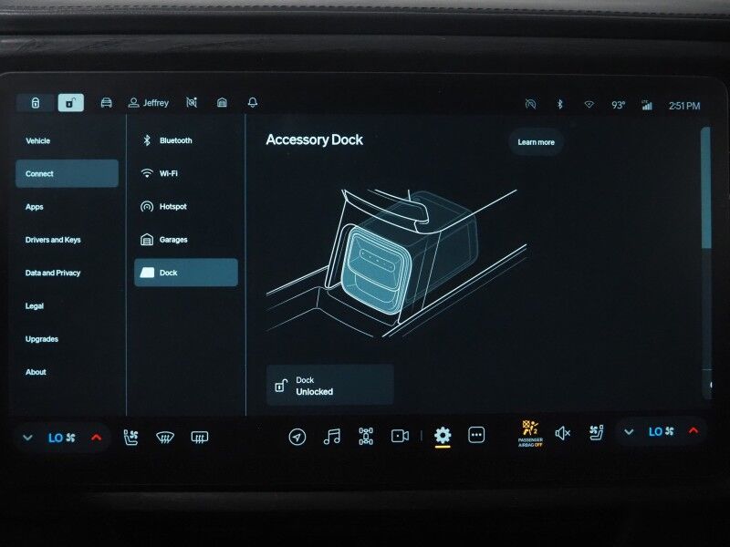 2024 Rivian R1S Adventure Package AWD *QUAD-MOTOR, LARGE BATTERY PACK, NAVIGATION, ADAPTIVE CRUISE, SAFETY ALERTS, 360 CAMERAS, PANO GLASS ROOF, LEATHER, CLIMATE SEATS, HEATED STEERING, 20 INCH WHEELS, MERIDIAN AUDIO, WIRELESS CHARGING Round Rock TX