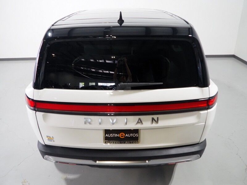 2024 Rivian R1S Adventure Package AWD *QUAD-MOTOR, LARGE BATTERY PACK, NAVIGATION, ADAPTIVE CRUISE, SAFETY ALERTS, 360 CAMERAS, PANO GLASS ROOF, LEATHER, CLIMATE SEATS, HEATED STEERING, 20 INCH WHEELS, MERIDIAN AUDIO, WIRELESS CHARGING Round Rock TX