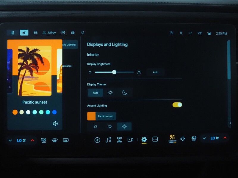 2024 Rivian R1S Adventure Package AWD *QUAD-MOTOR, LARGE BATTERY PACK, NAVIGATION, ADAPTIVE CRUISE, SAFETY ALERTS, 360 CAMERAS, PANO GLASS ROOF, LEATHER, CLIMATE SEATS, HEATED STEERING, 20 INCH WHEELS, MERIDIAN AUDIO, WIRELESS CHARGING Round Rock TX