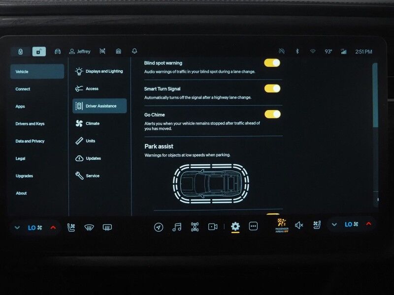 2024 Rivian R1S Adventure Package AWD *QUAD-MOTOR, LARGE BATTERY PACK, NAVIGATION, ADAPTIVE CRUISE, SAFETY ALERTS, 360 CAMERAS, PANO GLASS ROOF, LEATHER, CLIMATE SEATS, HEATED STEERING, 20 INCH WHEELS, MERIDIAN AUDIO, WIRELESS CHARGING Round Rock TX
