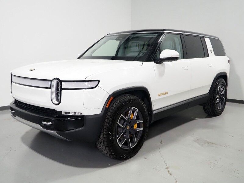 2024 Rivian R1S Adventure Package AWD *QUAD-MOTOR, LARGE BATTERY PACK, NAVIGATION, ADAPTIVE CRUISE, SAFETY ALERTS, 360 CAMERAS, PANO GLASS ROOF, LEATHER, CLIMATE SEATS, HEATED STEERING, 20 INCH WHEELS, MERIDIAN AUDIO, WIRELESS CHARGING Round Rock TX