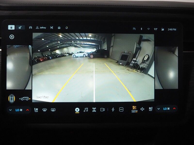 2024 Rivian R1S Adventure Package AWD *QUAD-MOTOR, LARGE BATTERY PACK, NAVIGATION, ADAPTIVE CRUISE, SAFETY ALERTS, 360 CAMERAS, PANO GLASS ROOF, LEATHER, CLIMATE SEATS, HEATED STEERING, 20 INCH WHEELS, MERIDIAN AUDIO, WIRELESS CHARGING Round Rock TX