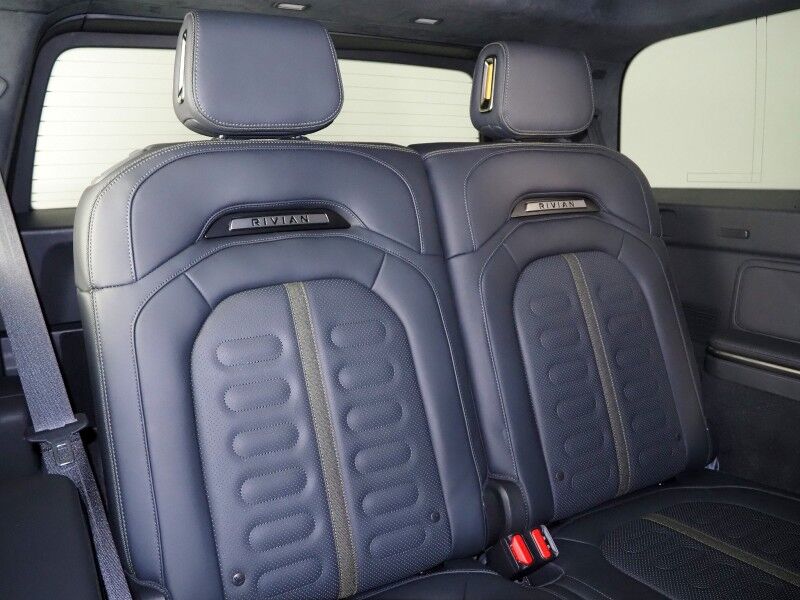 2024 Rivian R1S Adventure Package AWD *QUAD-MOTOR, LARGE BATTERY PACK, NAVIGATION, ADAPTIVE CRUISE, SAFETY ALERTS, 360 CAMERAS, PANO GLASS ROOF, LEATHER, CLIMATE SEATS, HEATED STEERING, 20 INCH WHEELS, MERIDIAN AUDIO, WIRELESS CHARGING Round Rock TX