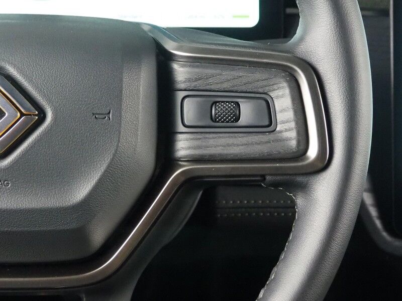 2024 Rivian R1S Adventure Package AWD *QUAD-MOTOR, LARGE BATTERY PACK, NAVIGATION, ADAPTIVE CRUISE, SAFETY ALERTS, 360 CAMERAS, PANO GLASS ROOF, LEATHER, CLIMATE SEATS, HEATED STEERING, 20 INCH WHEELS, MERIDIAN AUDIO, WIRELESS CHARGING Round Rock TX
