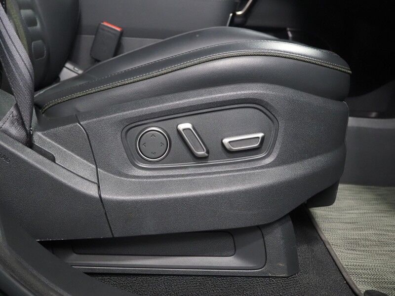 2024 Rivian R1S Adventure Package AWD *QUAD-MOTOR, LARGE BATTERY PACK, NAVIGATION, ADAPTIVE CRUISE, SAFETY ALERTS, 360 CAMERAS, PANO GLASS ROOF, LEATHER, CLIMATE SEATS, HEATED STEERING, 20 INCH WHEELS, MERIDIAN AUDIO, WIRELESS CHARGING Round Rock TX