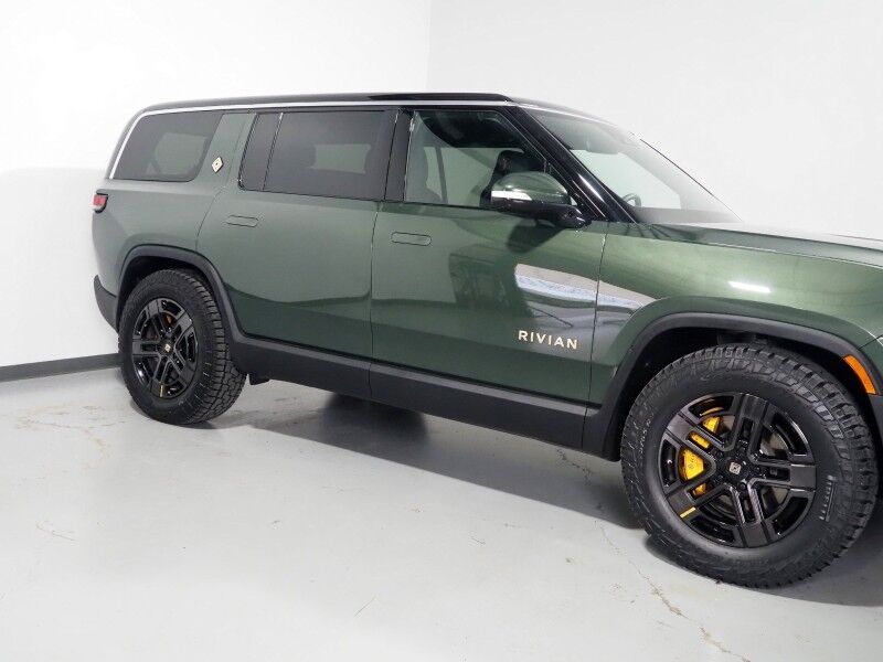 2024 Rivian R1S Adventure Package AWD *QUAD-MOTOR, LARGE BATTERY PACK, NAVIGATION, ADAPTIVE CRUISE, SAFETY ALERTS, 360 CAMERAS, PANO GLASS ROOF, LEATHER, CLIMATE SEATS, HEATED STEERING, 20 INCH WHEELS, MERIDIAN AUDIO, WIRELESS CHARGING Round Rock TX