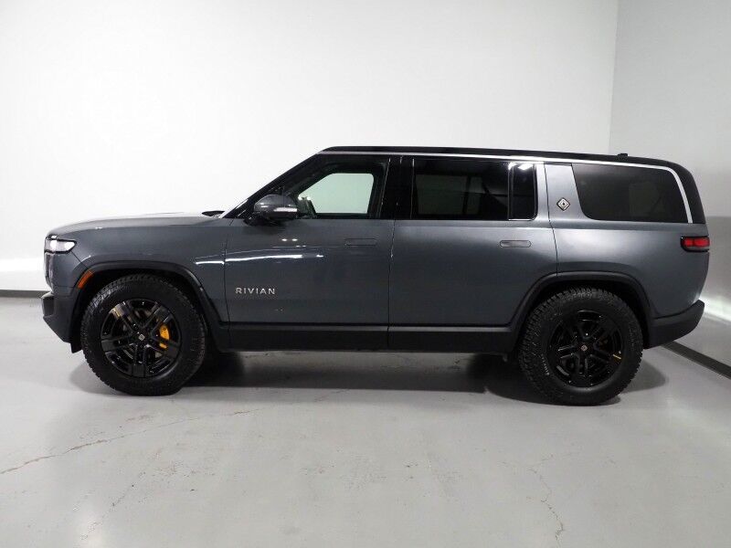 2024 Rivian R1S Adventure Package AWD *QUAD-MOTOR, LARGE BATTERY PACK, NAVIGATION, ADAPTIVE CRUISE, SAFETY ALERTS, 360 CAMERAS, PANO GLASS ROOF, LEATHER, CLIMATE SEATS, HEATED STEERING, 20 INCH WHEELS, MERIDIAN AUDIO, WIRELESS CHARGING Round Rock TX