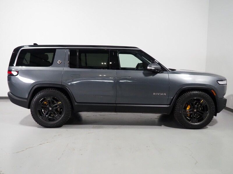 2024 Rivian R1S Adventure Package AWD *QUAD-MOTOR, LARGE BATTERY PACK, NAVIGATION, ADAPTIVE CRUISE, SAFETY ALERTS, 360 CAMERAS, PANO GLASS ROOF, LEATHER, CLIMATE SEATS, HEATED STEERING, 20 INCH WHEELS, MERIDIAN AUDIO, WIRELESS CHARGING Round Rock TX