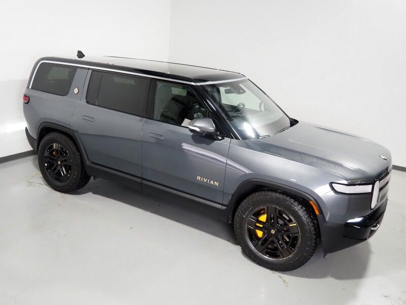 2024 Rivian R1S Adventure Package AWD *QUAD-MOTOR, LARGE BATTERY PACK, NAVIGATION, ADAPTIVE CRUISE, SAFETY ALERTS, 360 CAMERAS, PANO GLASS ROOF, LEATHER, CLIMATE SEATS, HEATED STEERING, 20 INCH WHEELS, MERIDIAN AUDIO, WIRELESS CHARGING Round Rock TX