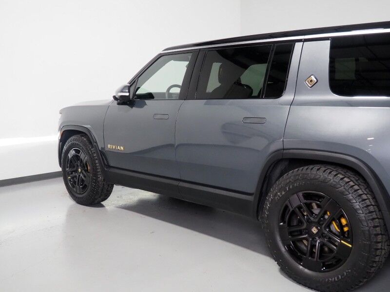 2024 Rivian R1S Adventure Package AWD *QUAD-MOTOR, LARGE BATTERY PACK, NAVIGATION, ADAPTIVE CRUISE, SAFETY ALERTS, 360 CAMERAS, PANO GLASS ROOF, LEATHER, CLIMATE SEATS, HEATED STEERING, 20 INCH WHEELS, MERIDIAN AUDIO, WIRELESS CHARGING Round Rock TX