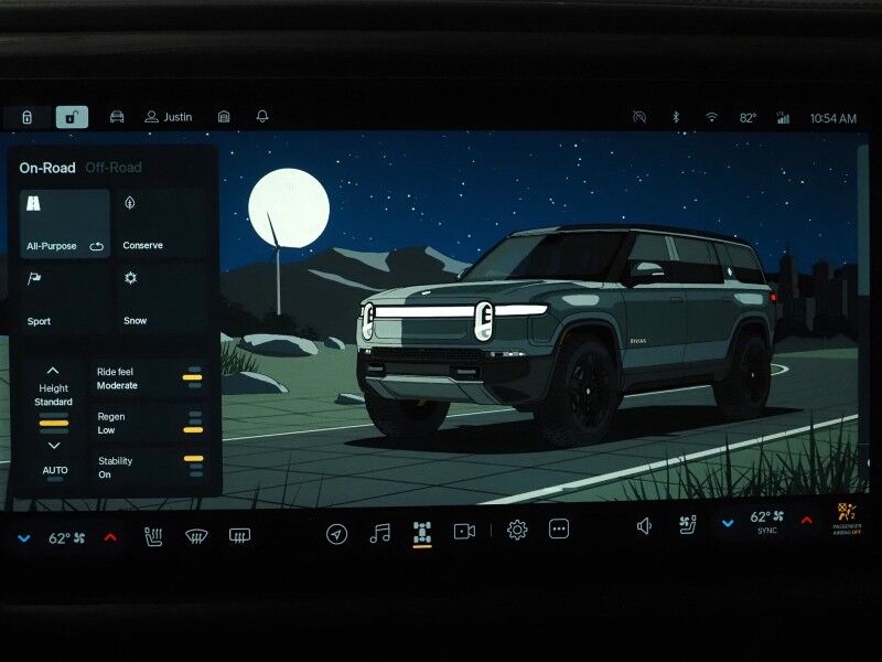 2024 Rivian R1S Adventure Package AWD *QUAD-MOTOR, LARGE BATTERY PACK, NAVIGATION, ADAPTIVE CRUISE, SAFETY ALERTS, 360 CAMERAS, PANO GLASS ROOF, LEATHER, CLIMATE SEATS, HEATED STEERING, 20 INCH WHEELS, MERIDIAN AUDIO, WIRELESS CHARGING Round Rock TX