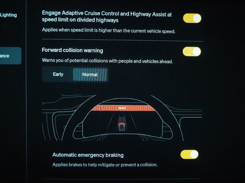 2024 Rivian R1S Adventure Package AWD *QUAD-MOTOR, LARGE BATTERY PACK, NAVIGATION, ADAPTIVE CRUISE, SAFETY ALERTS, 360 CAMERAS, PANO GLASS ROOF, LEATHER, CLIMATE SEATS, HEATED STEERING, 20 INCH WHEELS, MERIDIAN AUDIO, WIRELESS CHARGING Round Rock TX