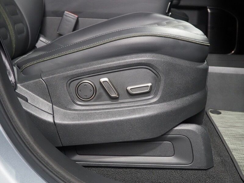 2024 Rivian R1S Adventure Package AWD *QUAD-MOTOR, LARGE BATTERY PACK, NAVIGATION, ADAPTIVE CRUISE, SAFETY ALERTS, 360 CAMERAS, PANO GLASS ROOF, LEATHER, CLIMATE SEATS, HEATED STEERING, 21 INCH WHEELS, MERIDIAN AUDIO, WIRELESS CHARGING Round Rock TX