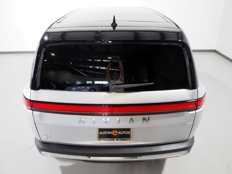 2024 Rivian R1S Adventure Package AWD *QUAD-MOTOR, LARGE BATTERY PACK, NAVIGATION, ADAPTIVE CRUISE, SAFETY ALERTS, 360 CAMERAS, PANO GLASS ROOF, LEATHER, CLIMATE SEATS, HEATED STEERING, 21 INCH WHEELS, MERIDIAN AUDIO, WIRELESS CHARGING Round Rock TX