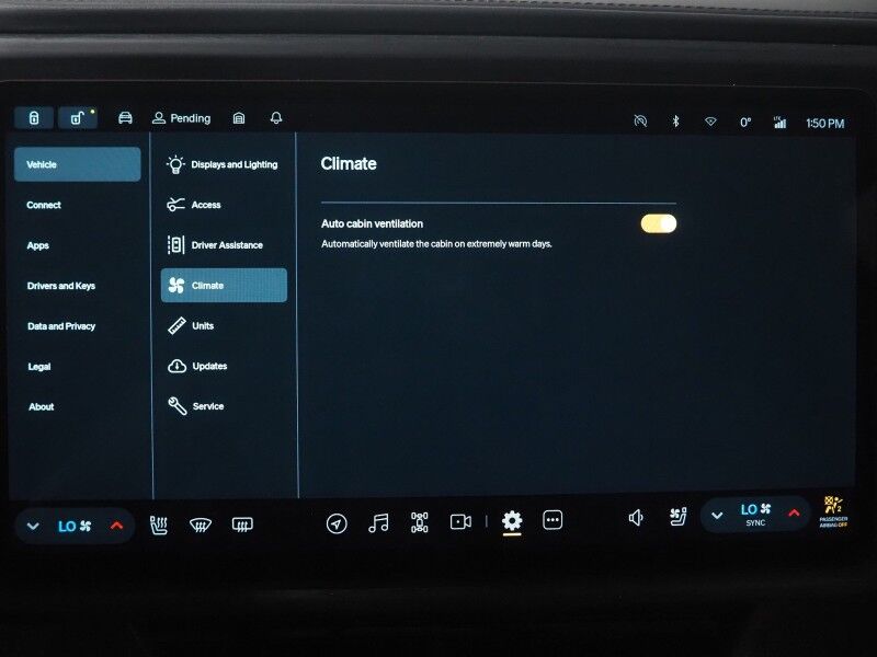 2024 Rivian R1S Adventure Package AWD *QUAD-MOTOR, LARGE BATTERY PACK, NAVIGATION, ADAPTIVE CRUISE, SAFETY ALERTS, 360 CAMERAS, PANO GLASS ROOF, LEATHER, CLIMATE SEATS, HEATED STEERING, 21 INCH WHEELS, MERIDIAN AUDIO, WIRELESS CHARGING Round Rock TX