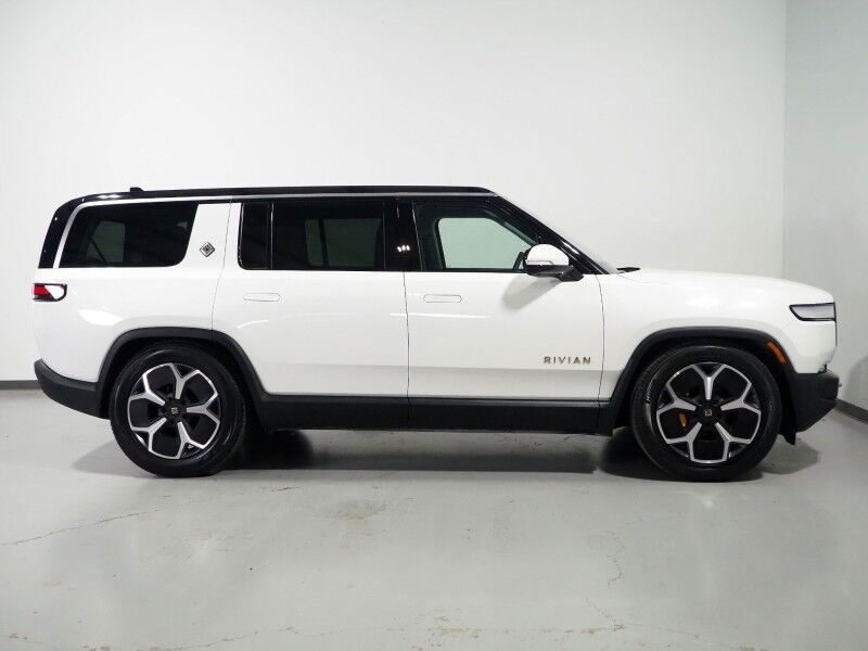 2024 Rivian R1S Adventure Package AWD *QUAD-MOTOR, LARGE BATTERY PACK, NAVIGATION, ADAPTIVE CRUISE, SAFETY ALERTS, 360 CAMERAS, PANO GLASS ROOF, LEATHER, CLIMATE SEATS, HEATED STEERING, 21 INCH WHEELS, MERIDIAN AUDIO, WIRELESS CHARGING Round Rock TX