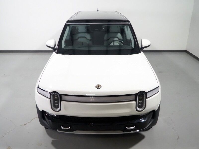 2024 Rivian R1S Adventure Package AWD *QUAD-MOTOR, LARGE BATTERY PACK, NAVIGATION, ADAPTIVE CRUISE, SAFETY ALERTS, 360 CAMERAS, PANO GLASS ROOF, LEATHER, CLIMATE SEATS, HEATED STEERING, 21 INCH WHEELS, MERIDIAN AUDIO, WIRELESS CHARGING Round Rock TX