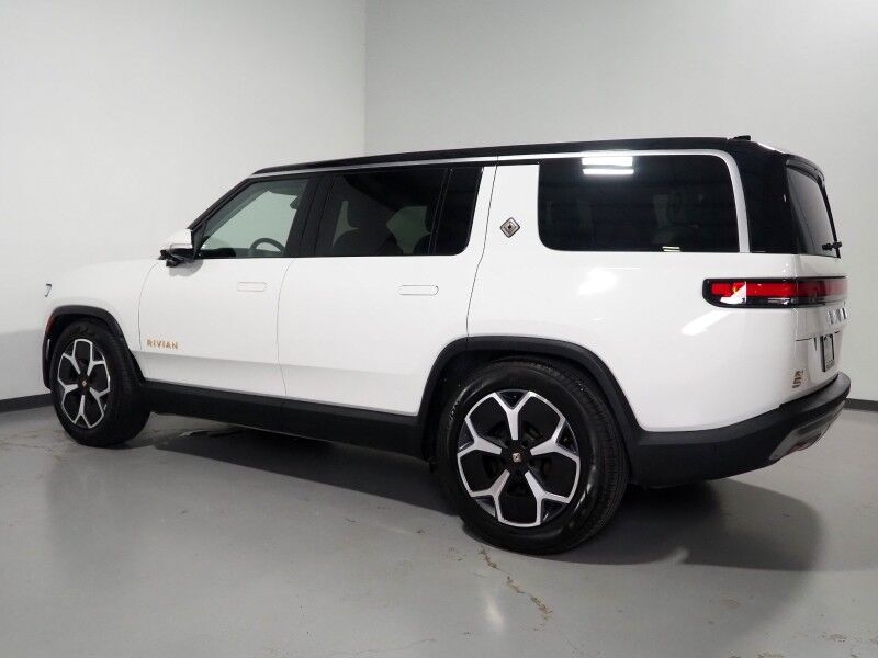 2024 Rivian R1S Adventure Package AWD *QUAD-MOTOR, LARGE BATTERY PACK, NAVIGATION, ADAPTIVE CRUISE, SAFETY ALERTS, 360 CAMERAS, PANO GLASS ROOF, LEATHER, CLIMATE SEATS, HEATED STEERING, 21 INCH WHEELS, MERIDIAN AUDIO, WIRELESS CHARGING Round Rock TX