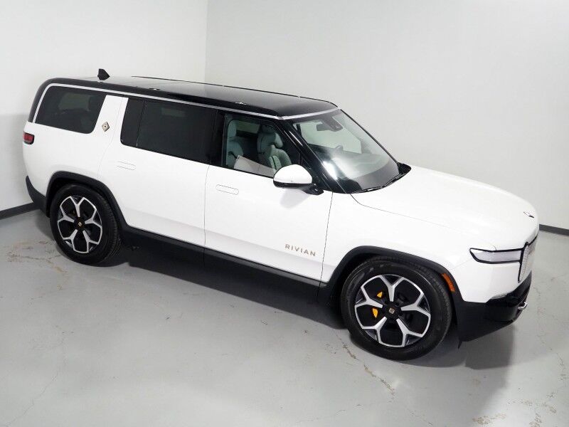 2024 Rivian R1S Adventure Package AWD *QUAD-MOTOR, LARGE BATTERY PACK, NAVIGATION, ADAPTIVE CRUISE, SAFETY ALERTS, 360 CAMERAS, PANO GLASS ROOF, LEATHER, CLIMATE SEATS, HEATED STEERING, 21 INCH WHEELS, MERIDIAN AUDIO, WIRELESS CHARGING Round Rock TX