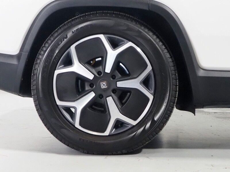2024 Rivian R1S Adventure Package AWD *QUAD-MOTOR, LARGE BATTERY PACK, NAVIGATION, ADAPTIVE CRUISE, SAFETY ALERTS, 360 CAMERAS, PANO GLASS ROOF, LEATHER, CLIMATE SEATS, HEATED STEERING, 21 INCH WHEELS, MERIDIAN AUDIO, WIRELESS CHARGING Round Rock TX