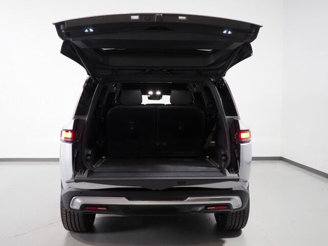 2024 Rivian R1S Adventure Package AWD *QUAD-MOTOR, LARGE BATTERY PACK, SAFETY ALERTS, ADAPTIVE CRUISE, 360 CAMERAS, PANO GLASS ROOF, LEATHER, CLIMATE SEATS, HEATED STEERING, 21 INCH WHEELS, MERIDIAN AUDIO, WIRELESS CHARGING Round Rock TX