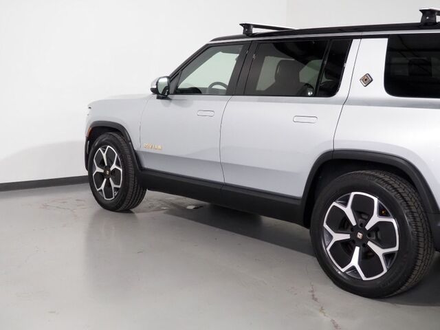 2024 Rivian R1S Adventure Package AWD *QUAD-MOTOR, LARGE BATTERY PACK, SAFETY ALERTS, ADAPTIVE CRUISE, 360 CAMERAS, PANO GLASS ROOF, LEATHER, CLIMATE SEATS, HEATED STEERING, 21 INCH WHEELS, MERIDIAN AUDIO, WIRELESS CHARGING Round Rock TX