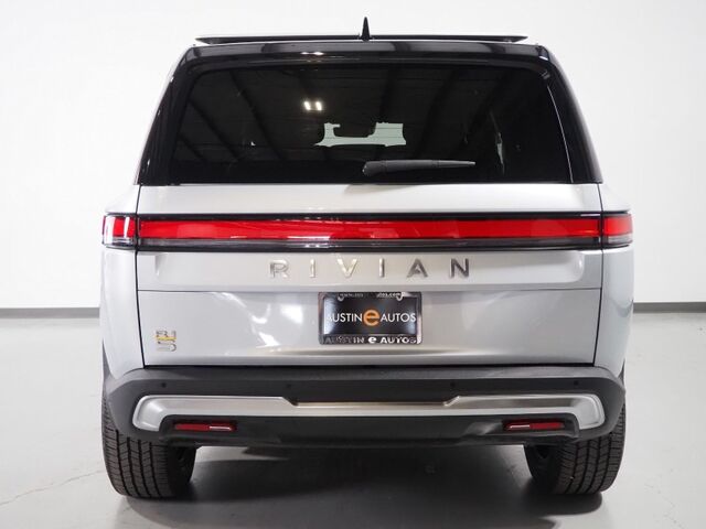 2024 Rivian R1S Adventure Package AWD *QUAD-MOTOR, LARGE BATTERY PACK, SAFETY ALERTS, ADAPTIVE CRUISE, 360 CAMERAS, PANO GLASS ROOF, LEATHER, CLIMATE SEATS, HEATED STEERING, 21 INCH WHEELS, MERIDIAN AUDIO, WIRELESS CHARGING Round Rock TX