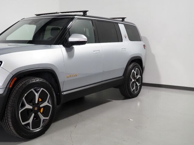 2024 Rivian R1S Adventure Package AWD *QUAD-MOTOR, LARGE BATTERY PACK, SAFETY ALERTS, ADAPTIVE CRUISE, 360 CAMERAS, PANO GLASS ROOF, LEATHER, CLIMATE SEATS, HEATED STEERING, 21 INCH WHEELS, MERIDIAN AUDIO, WIRELESS CHARGING Round Rock TX