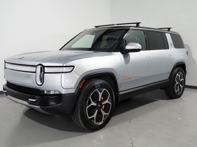 2024 Rivian R1S Adventure Package AWD *QUAD-MOTOR, LARGE BATTERY PACK, SAFETY ALERTS, ADAPTIVE CRUISE, 360 CAMERAS, PANO GLASS ROOF, LEATHER, CLIMATE SEATS, HEATED STEERING, 21 INCH WHEELS, MERIDIAN AUDIO, WIRELESS CHARGING Round Rock TX